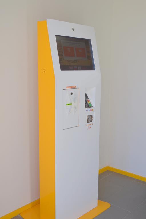 פארנו Saare Automatic Hostel מראה חיצוני תמונה