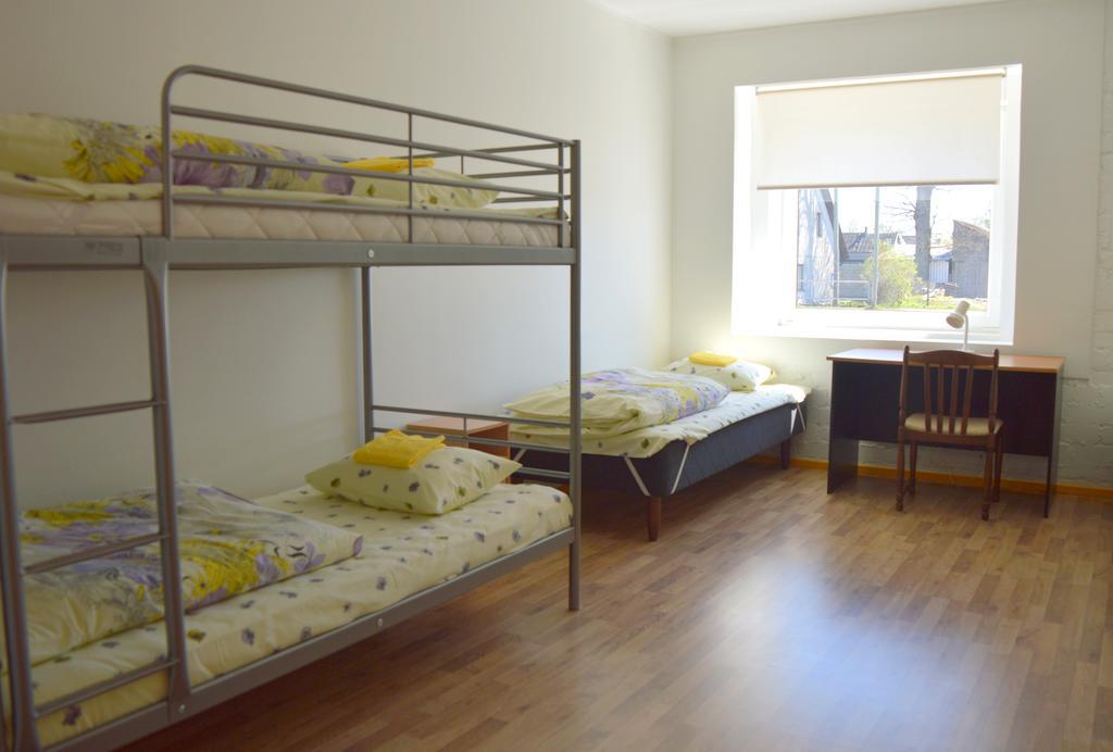 פארנו Saare Automatic Hostel מראה חיצוני תמונה